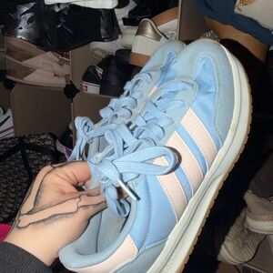 adidas Women's Light Blue & Pale Pink Retro Runner Sneakers